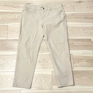 LIKE NEW Lululemon Men’s ABC Pant Classic 30" *Warpstreme